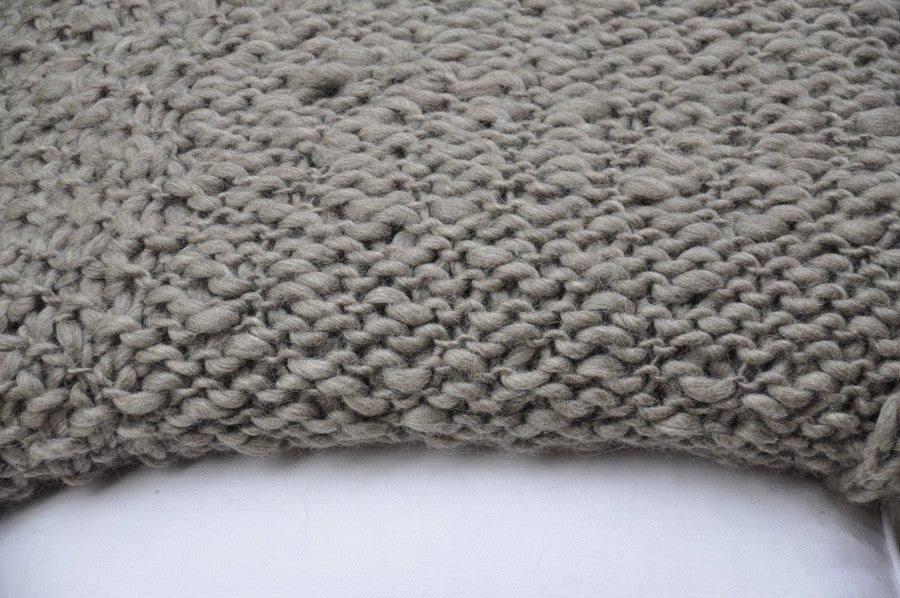 Grey Knit Wool Throw - Image 3