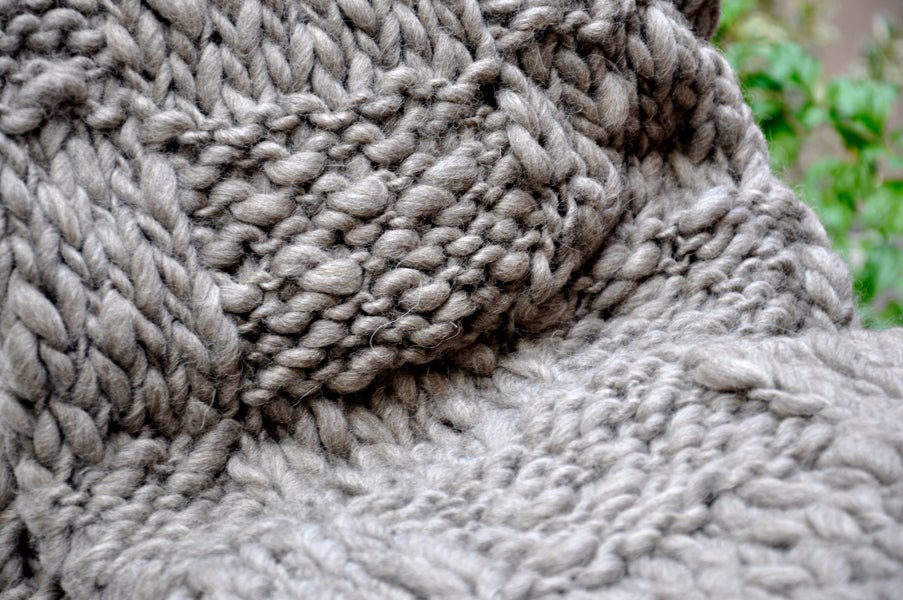 Thick Cable Knit Throw Blanket